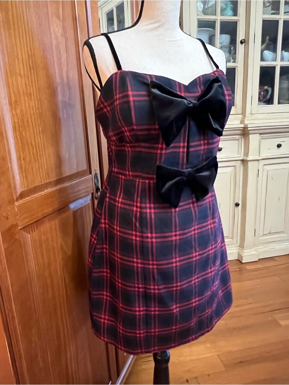 Avec Les Filles Red Plaid Bow-Front Mini Dress - Picture 5 of 10